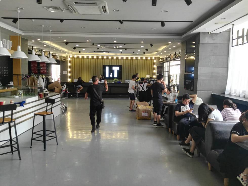   网红摄影基地装饰 电商摄影基地装饰